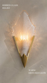 Ribbed glass relief