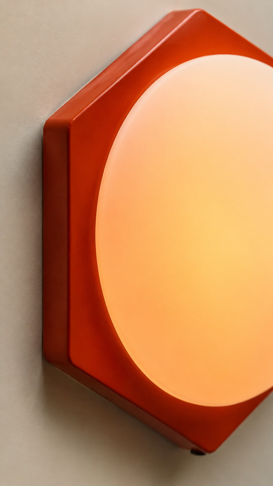 Hexa Halo Wall Light diffuser and frame detail