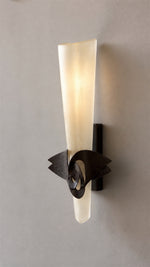 Phantom Wall Light, side view of wall-mounted construction