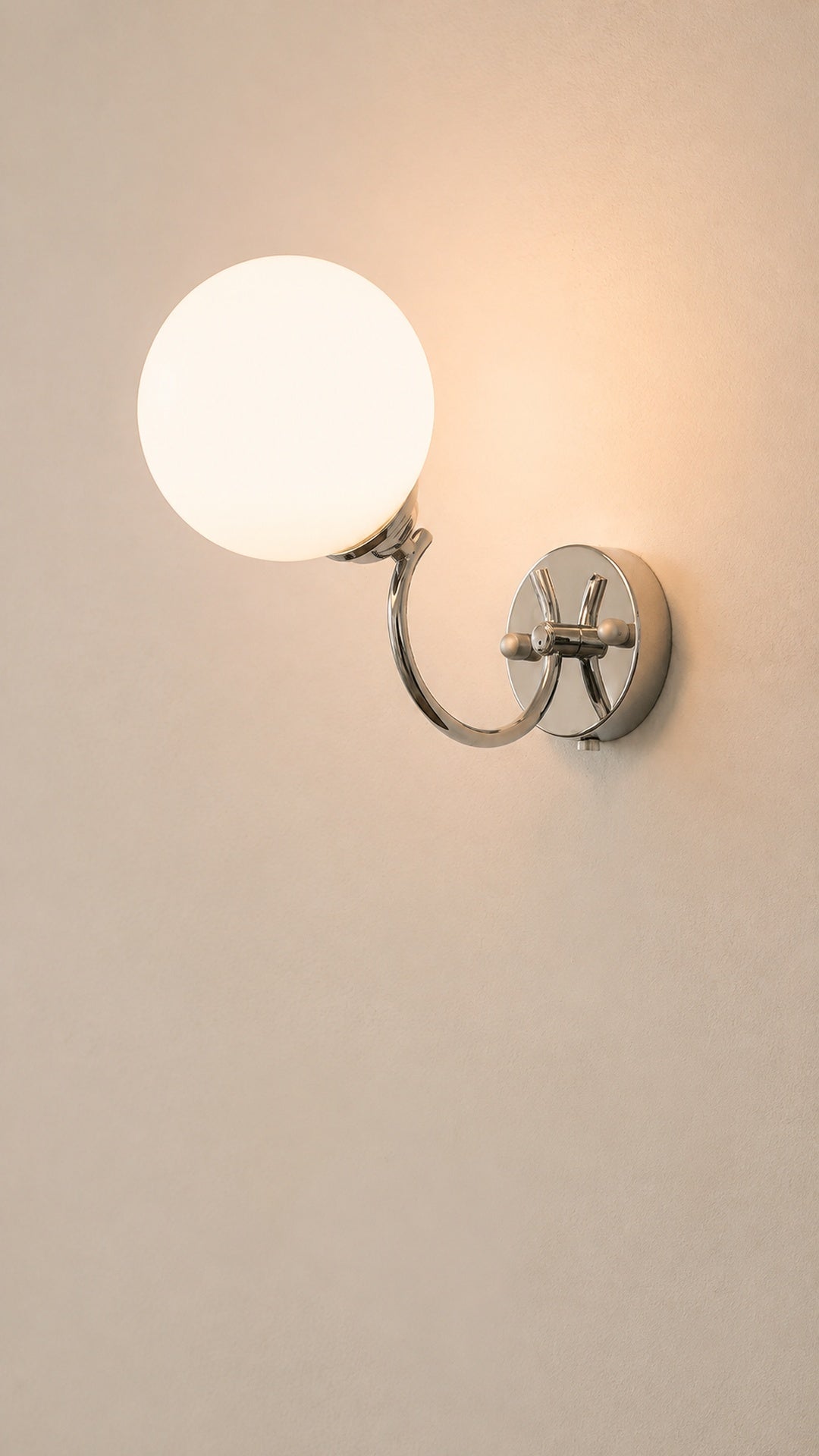 White diffused glass globe detail