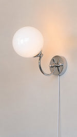 White-glass external-plug configuration
