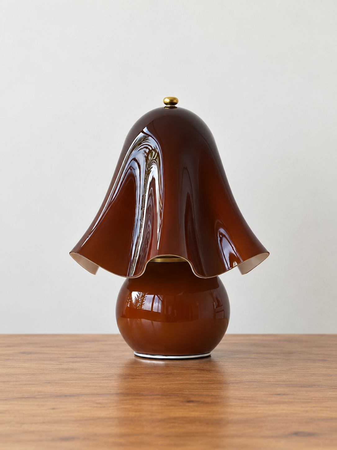 Amber draped glass table lamp, without beads