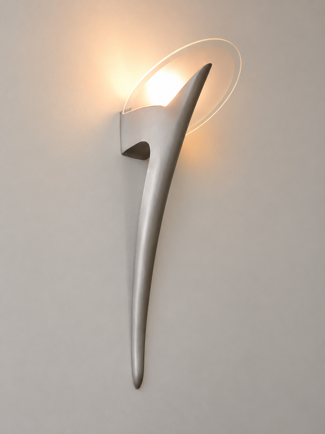 Sculptural Half Moon Wall Sconce silver-on