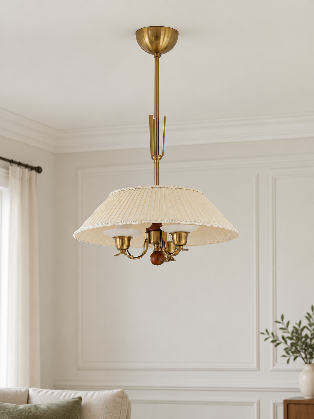 Three-light MD4600 chandelier in a daylight living room, lights off