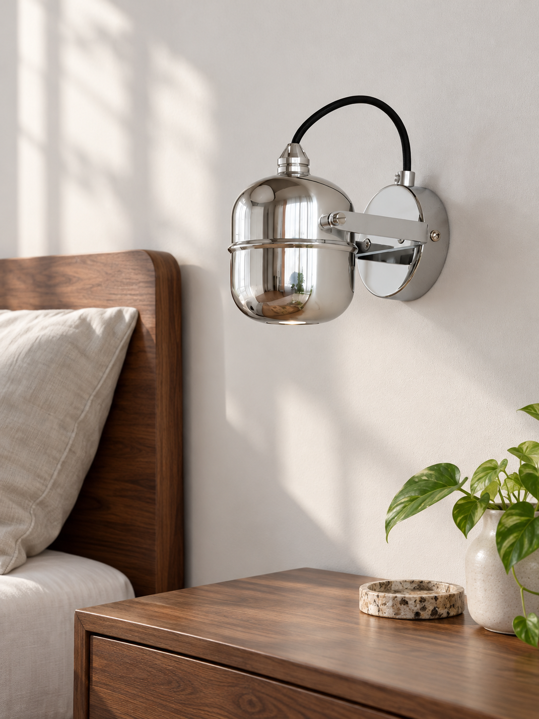 Chrome Capsule Wall Spotlight daylight room setting, lamp off