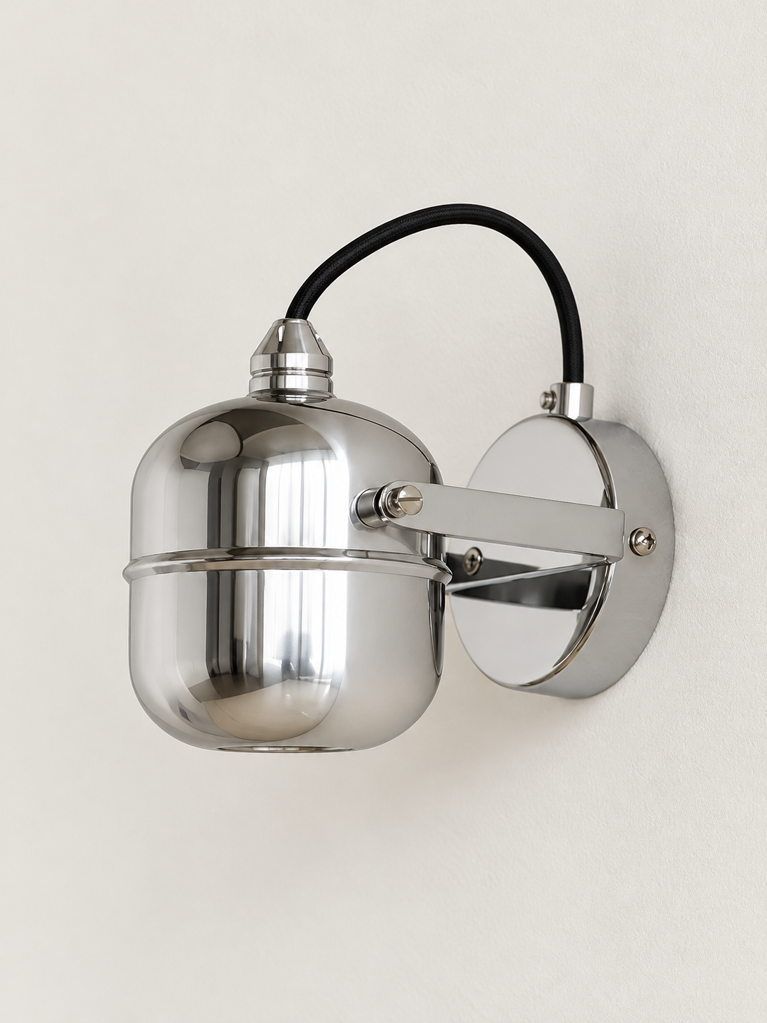 Chrome Capsule Wall Spotlight product detail, lamp off