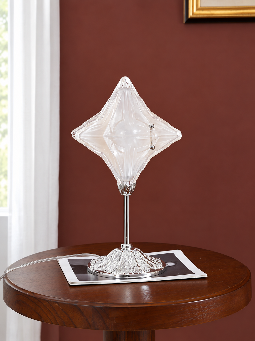 Sculpted glass star table lamp silver scene