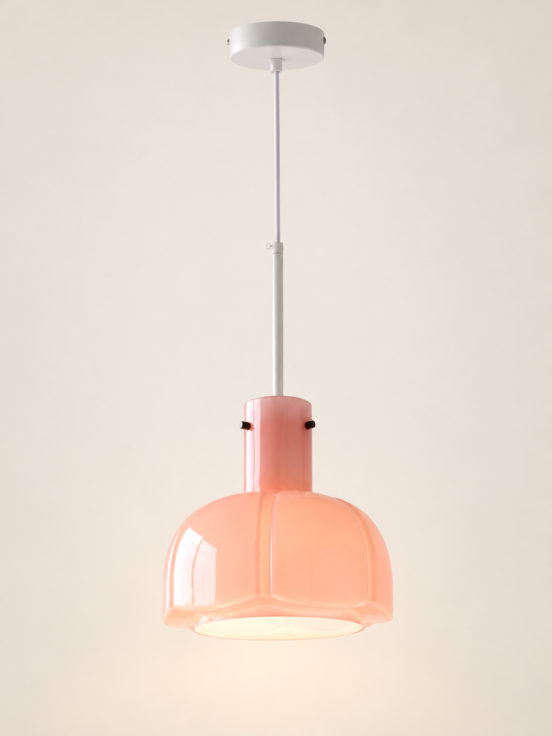 Scalloped glass pendant, configuration 4