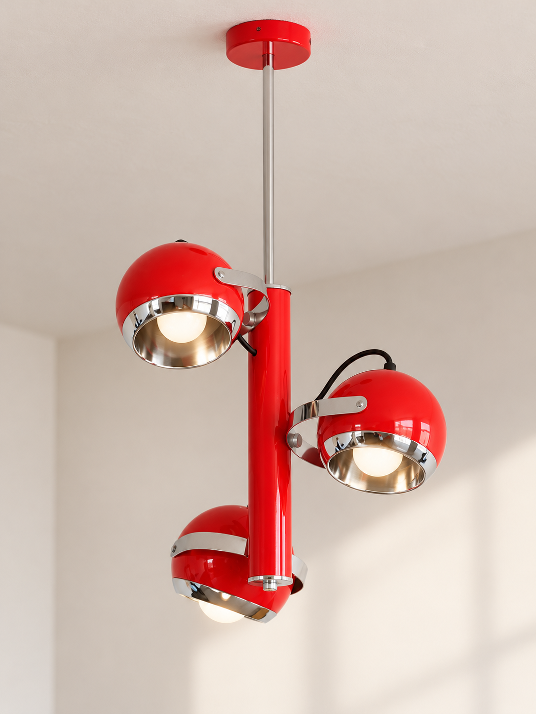 Retro Three Head Chrome Pendant Light – Vertical / Red / Opal White Bulbs
