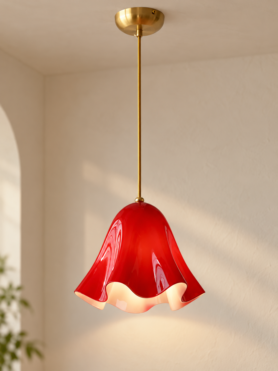 Wavy Bell Glass Pendant Light – Brass / Red / Plain