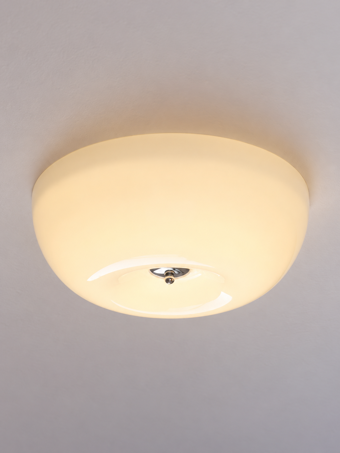Rounded Glass Flush Mount Ceiling Light – Chrome / White – 38 cm – 36W