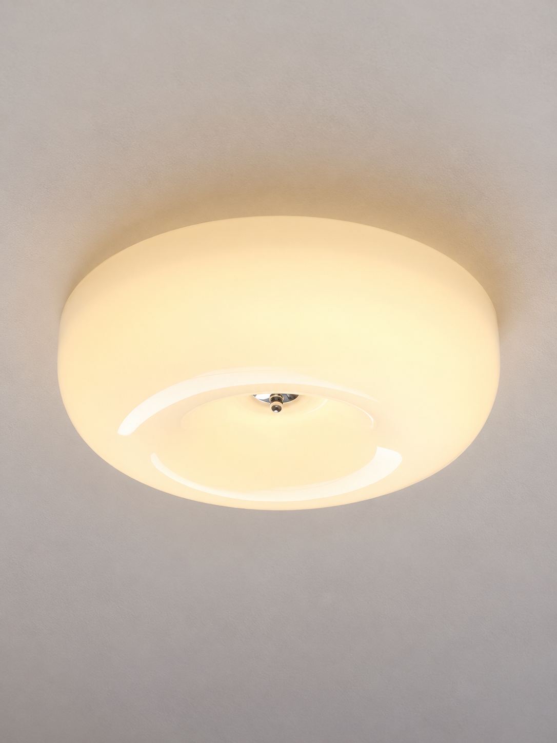 Rounded Glass Flush Mount Ceiling Light – Chrome / White – 46 cm – 40W