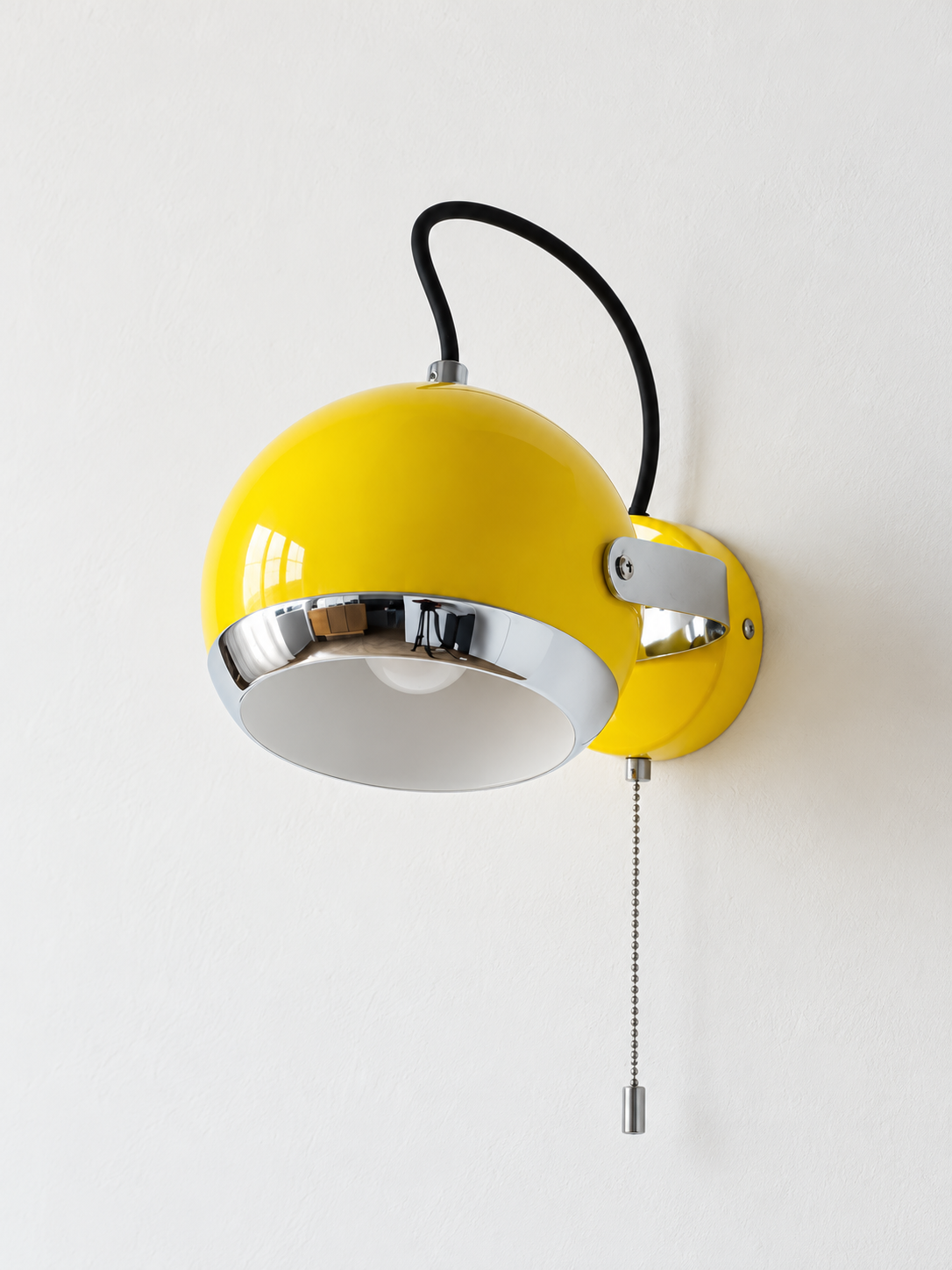 Retro dome wall spotlight 03 yellow opal pull