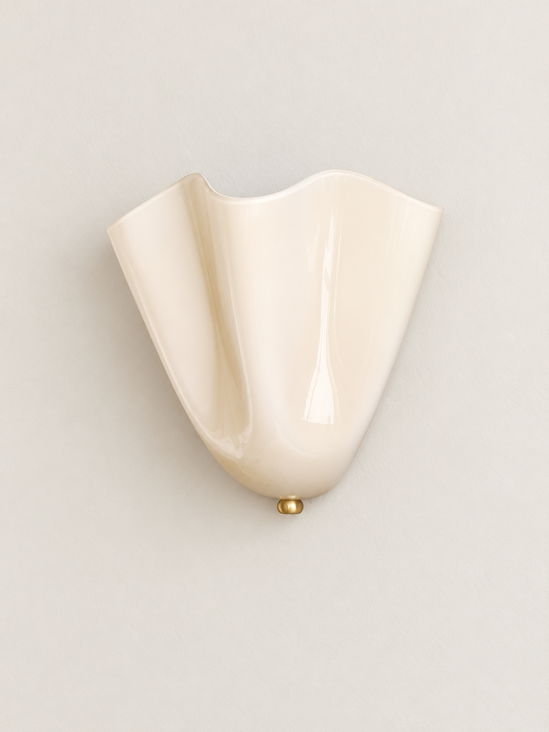 Scalloped fan glass wall sconce, Cream white