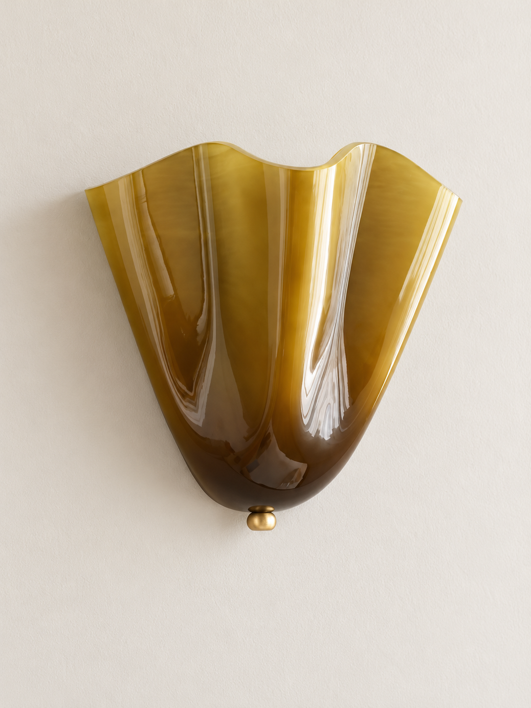Scalloped fan glass wall sconce, Green