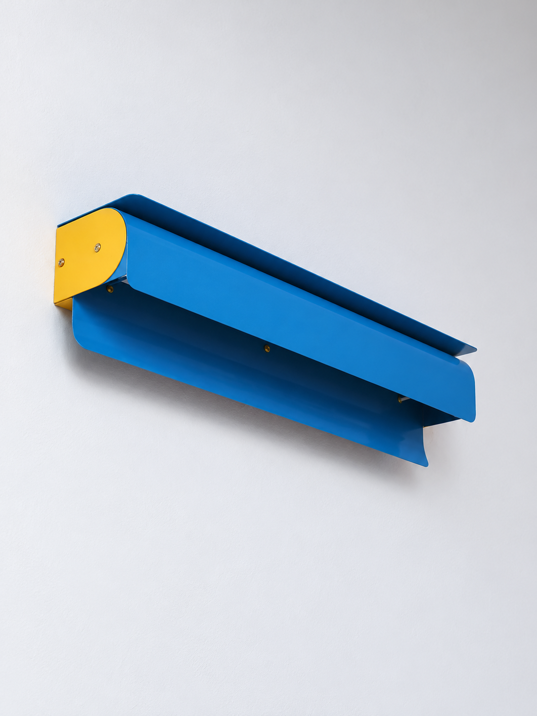 Colorblock curved metal wall light, blue and yellow