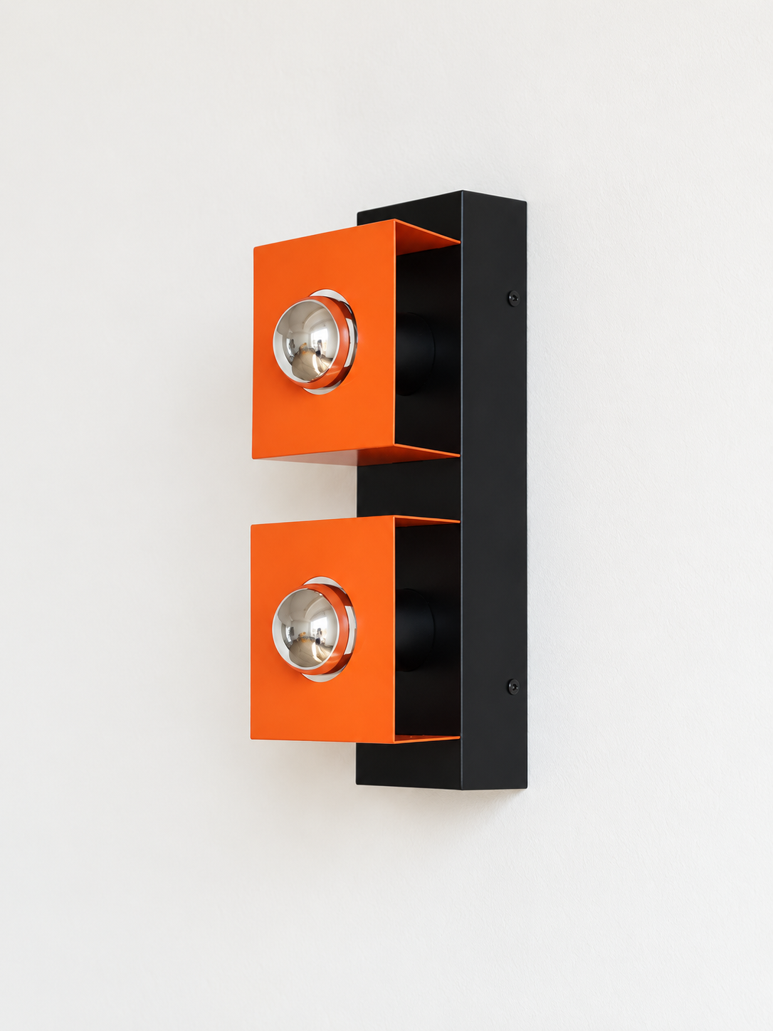 Orange square twin wall light, Half-mirrored