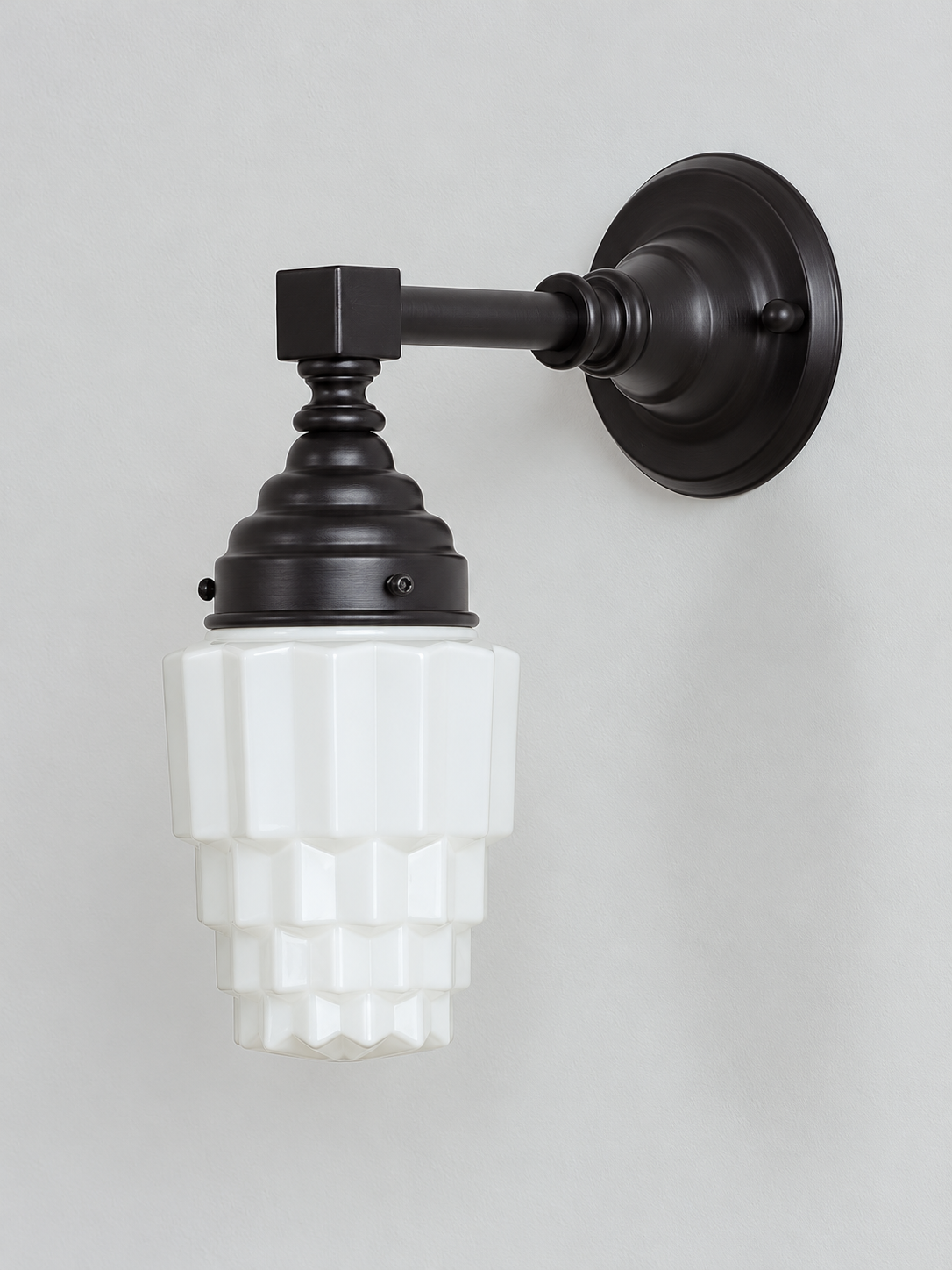 D - White Stepped, Black, White wall light