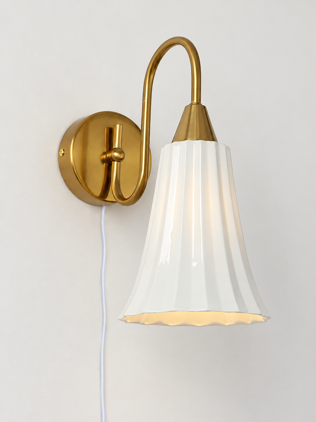 MB3459 white fluted ceramic bell wall sconce, Copper Tone / Plug-in