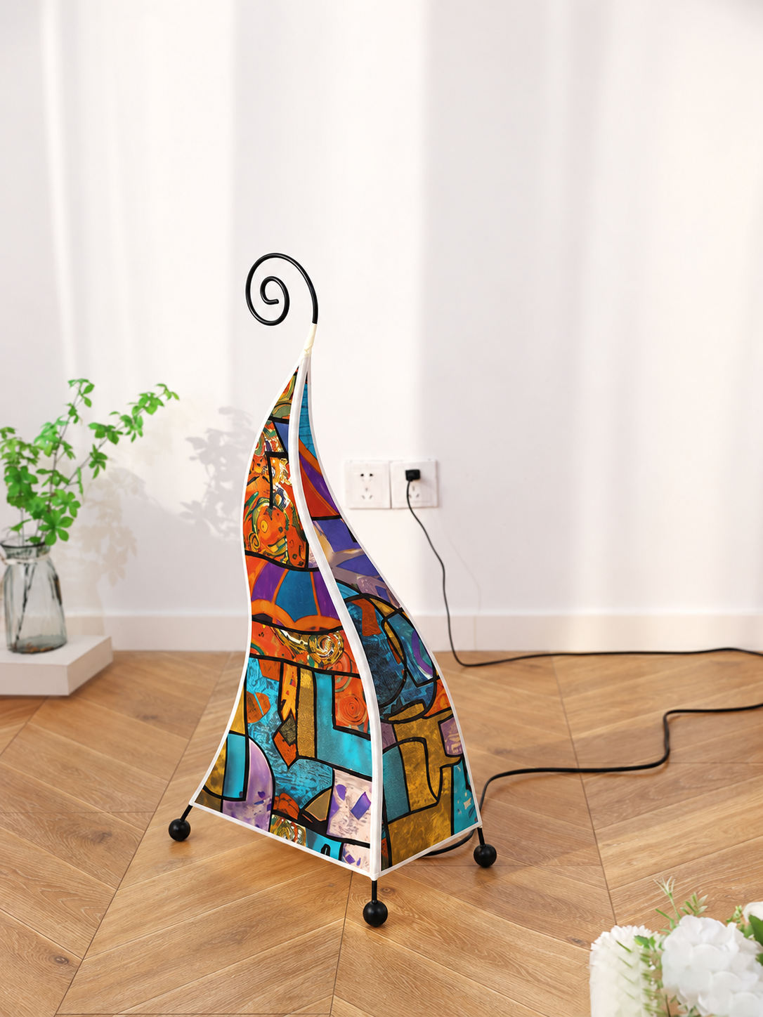 Van Gogh Motif patterned fabric floor lamp with spiral iron top, 76 cm